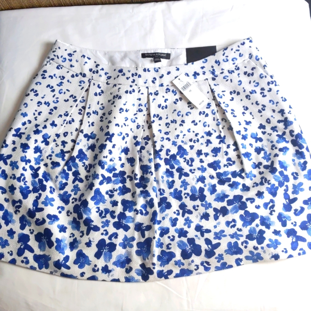 🆕 BANANA REPUBLIC Women Textured 100% Cotton Floral Mini Skirt /Size 10